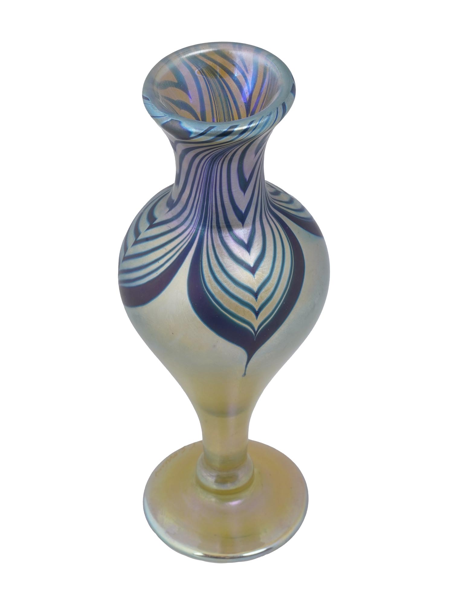 HAND BLOWN IRIDESCENT GLASS VASE BY ROBERT HELD PIC-0